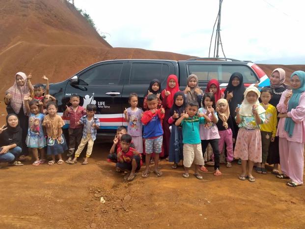 Pulihkan Lokasi Terdampak Banjir dan Tanah Longsor di Lebak Banten, Yayasan Life After Mine Kirim Mobil Operasional