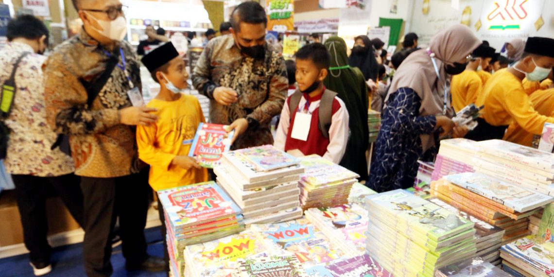 Bsi Tingkatkan Literasi Keuangan Syariah Melalui Islamic Book Fair