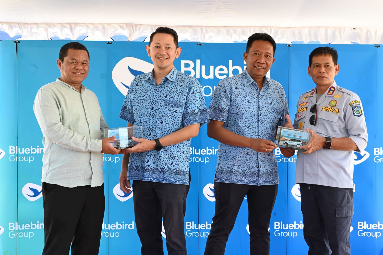 Bluebird Dukung Ekonomi Biru dengan Konversi Setiap Kilometer "Run&amp;Ride"