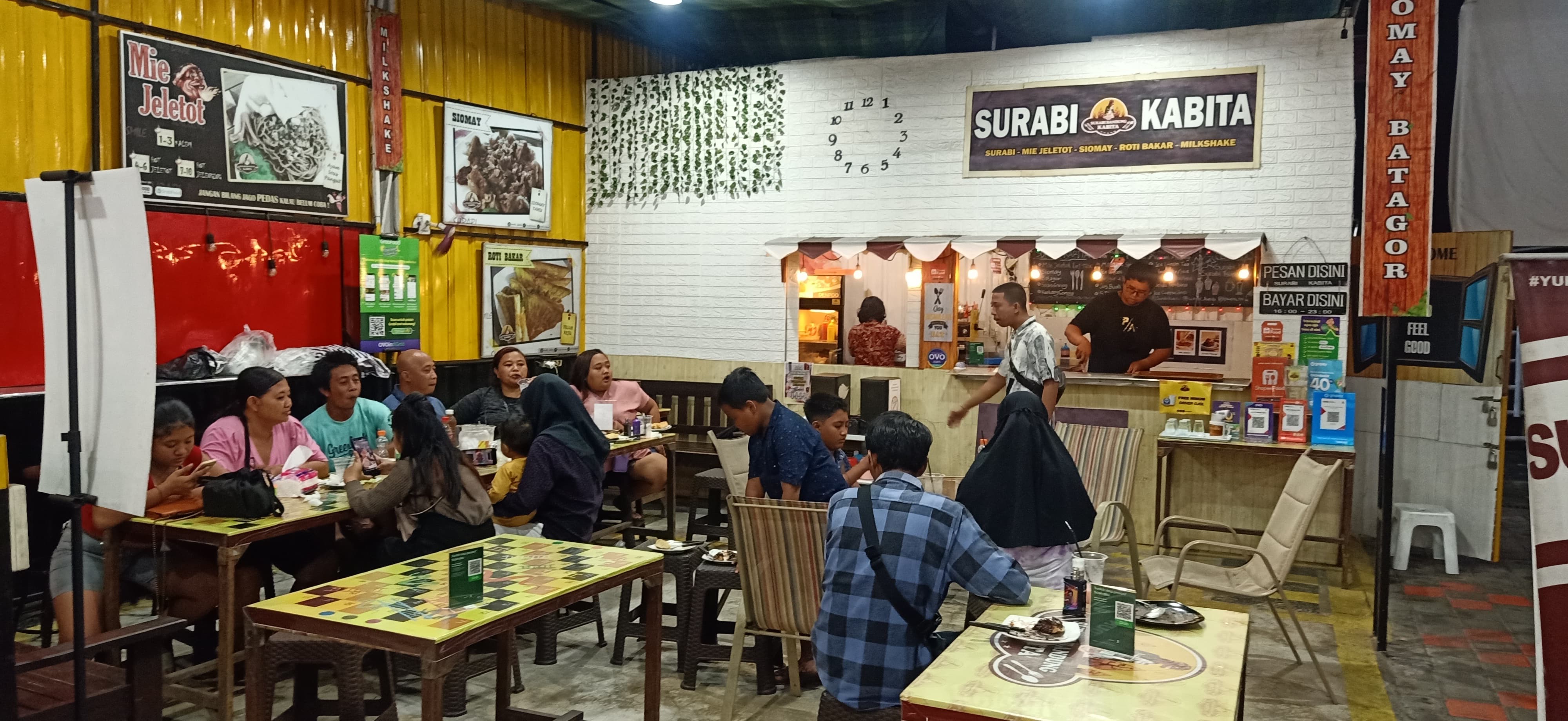 Penjual Surabi Berbagi Tips Mendapatkan 5.000 Pelanggan Baru di Aplikasi Pesan-antar Makanan