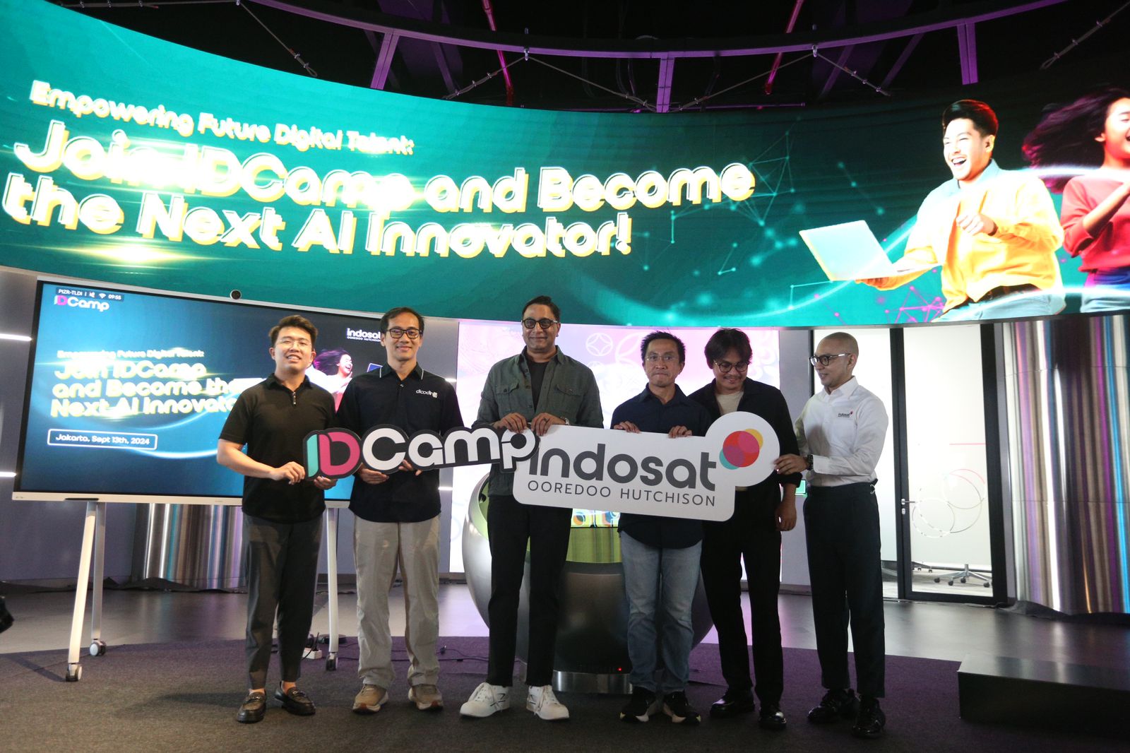 Indosat Luncurkan IDCamp 2024