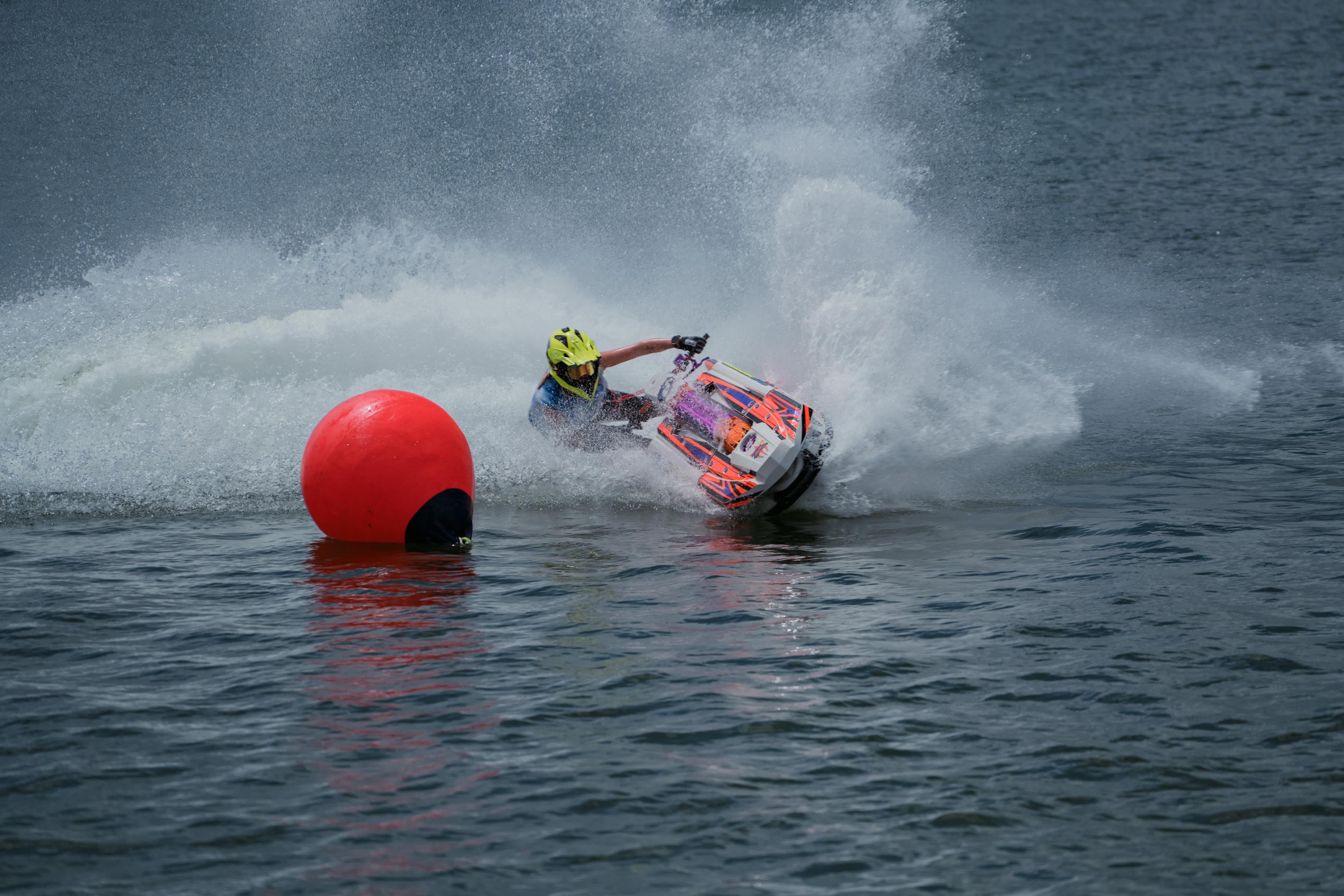 Aquabike Jetski World Championship Danau Toba Hari Keempat di  Samosir: Pengunjung Antusias,UMKM Meraup Berkah