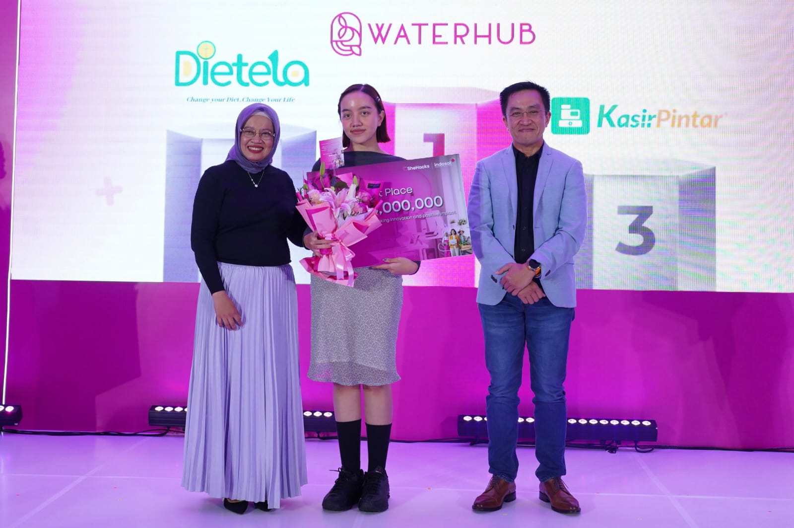 Indosat Apresiasi Startup Perempuan Kembangkan Solusi Teknologi :  Waterhub Juara Shehacks 2024