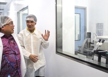 Menristek Kunjungi Pabrik Bioteknologi