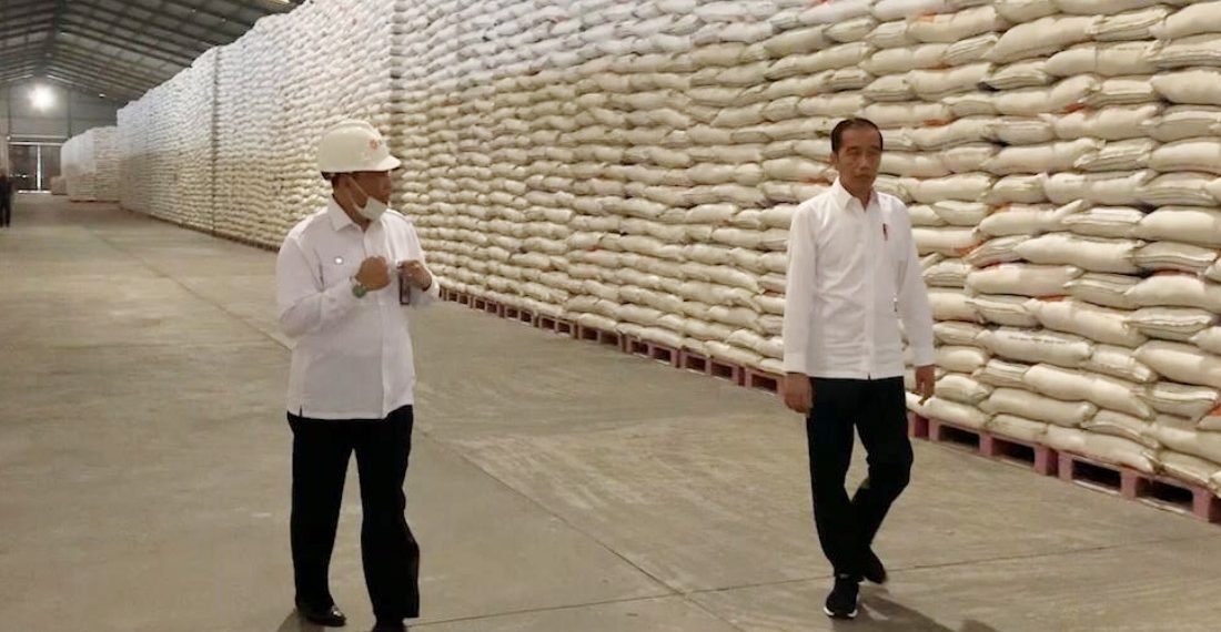 Presiden Mendadak Tinjau Gudang Bulog