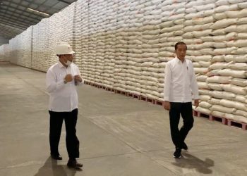 Presiden Mendadak Tinjau Gudang Bulog