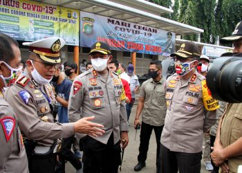 Kapolda Tinjau Pos Pelaksanaan PSBB di Pos Pam Bekasi