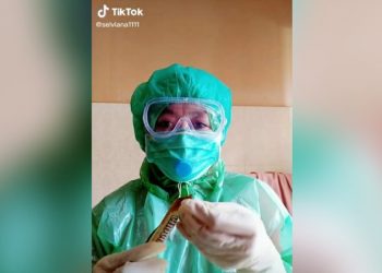 Viral, Petugas Medis Makan dan Minum Tanpa Lepas APD, Kok Bisa?