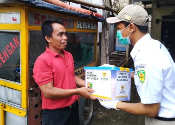 BAZNAS Salurkan Paket Logistik untuk Keluarga Miskin Terdampak Covid-19