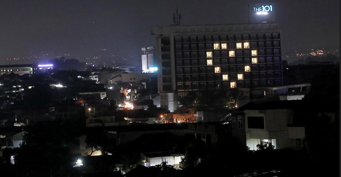 THE 1O1 Bogor Suryakancana Nyalakan Lampu Love di Tengah Pandemi Covid-19