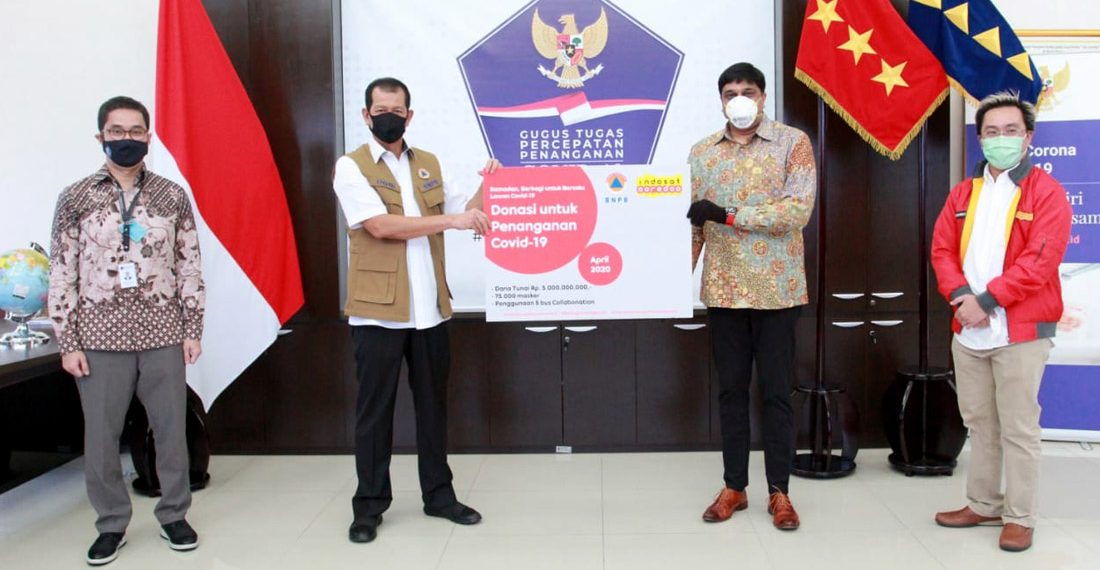 Indosaat Ooredoo Serahkan Donasi untuk BNPB