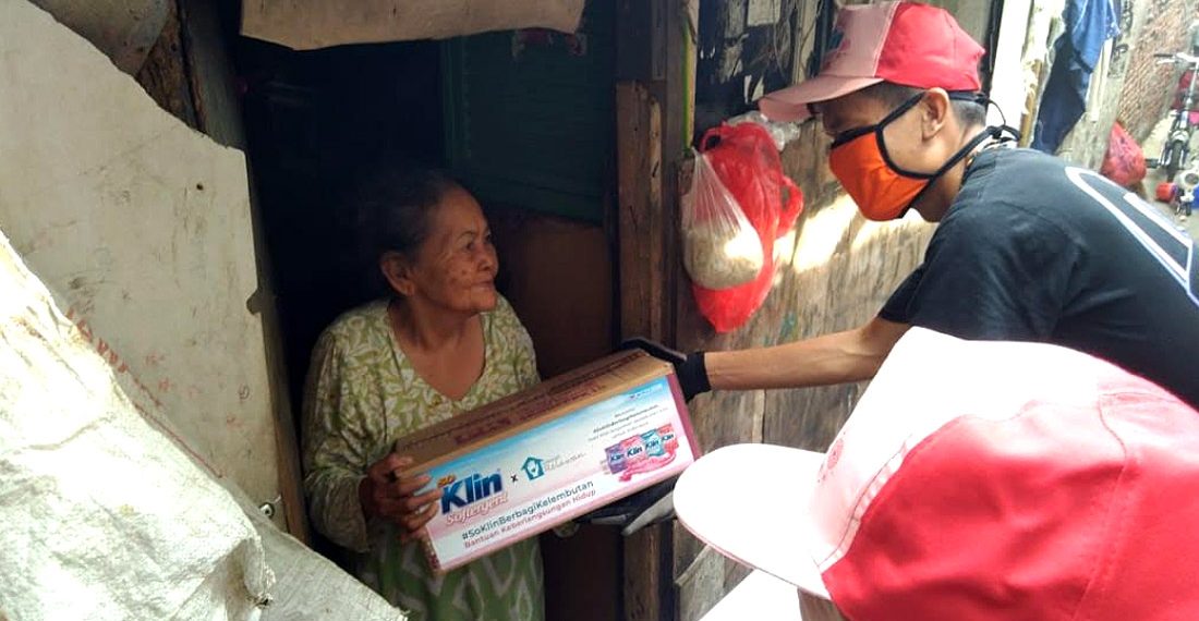 SoKlin Berbagi Kelembutan terhadap Sesama di Tengah Wabah Covid-19