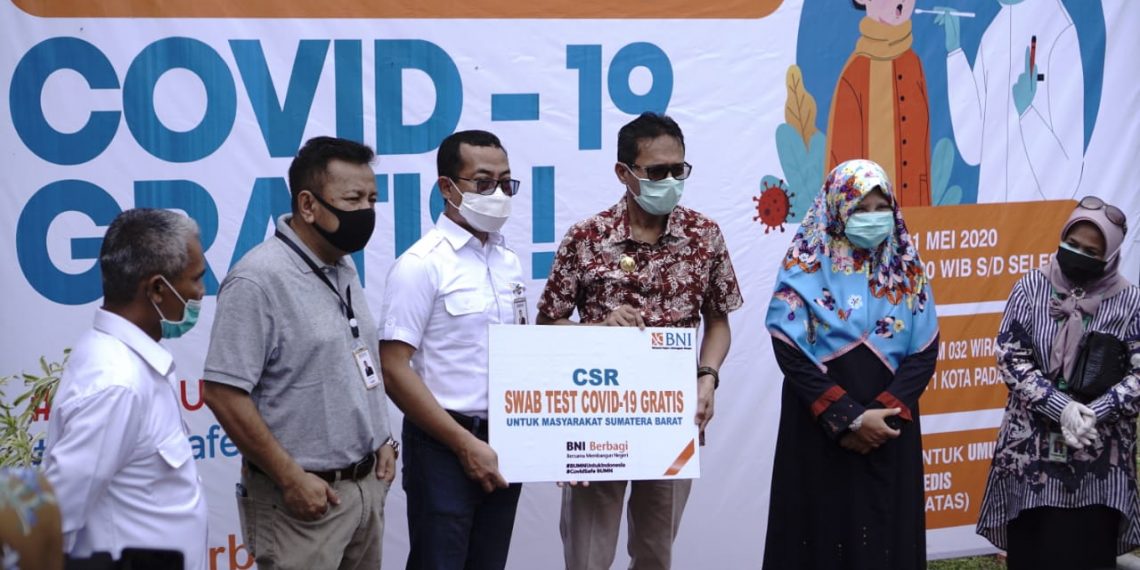 BNI Berikan 2000 Test Swab Gratis Untuk Masyarakat Sumatera Barat Dalam Program BNI Berbagi Test Swab
