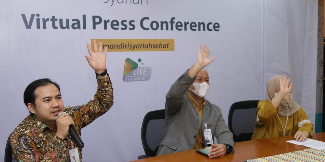 Pegawai Mandiri Syariah Salurkan 26.600 Paket Bantuan untuk Masyarakat Terdampak Covid-19 di Seluruh Tanah Air