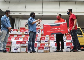 Bantu Masyarakat Hadapi Masa Pandemi, Telkomsel Salurkan Donasi dari Karyawan dan Jajaran Direksi