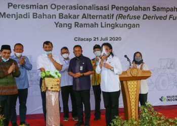 SIG Manfaatkan Sampah Sebagai Bahan Bakar Alternatif