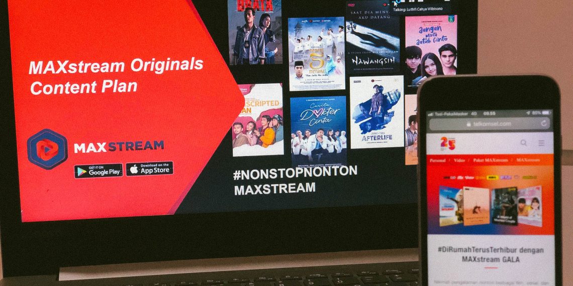 MAXstream Hadirkan Variasi Konten Spesial Terbaru, Mulai dari Reality Show, Konser Musik hingga Wisuda Online