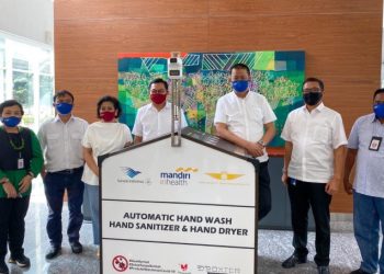 Mandiri Inhealth serahkan Alat Perlengkapan Sanitizer Untuk Garuda Indonesia