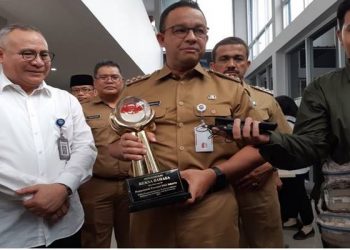 Anies Baswedan Sabet Penghargaan Pembina BUMD Terbaik Tahun 2020