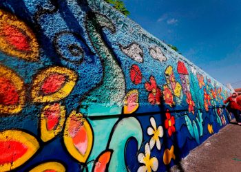 AkzoNobel Indonesia ajak warga Bandung, Jawa Barat bikin karya mural