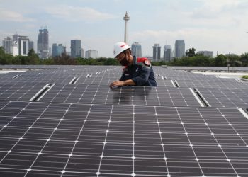 Penggunaan Panel Surya di Masjid Istiqlal