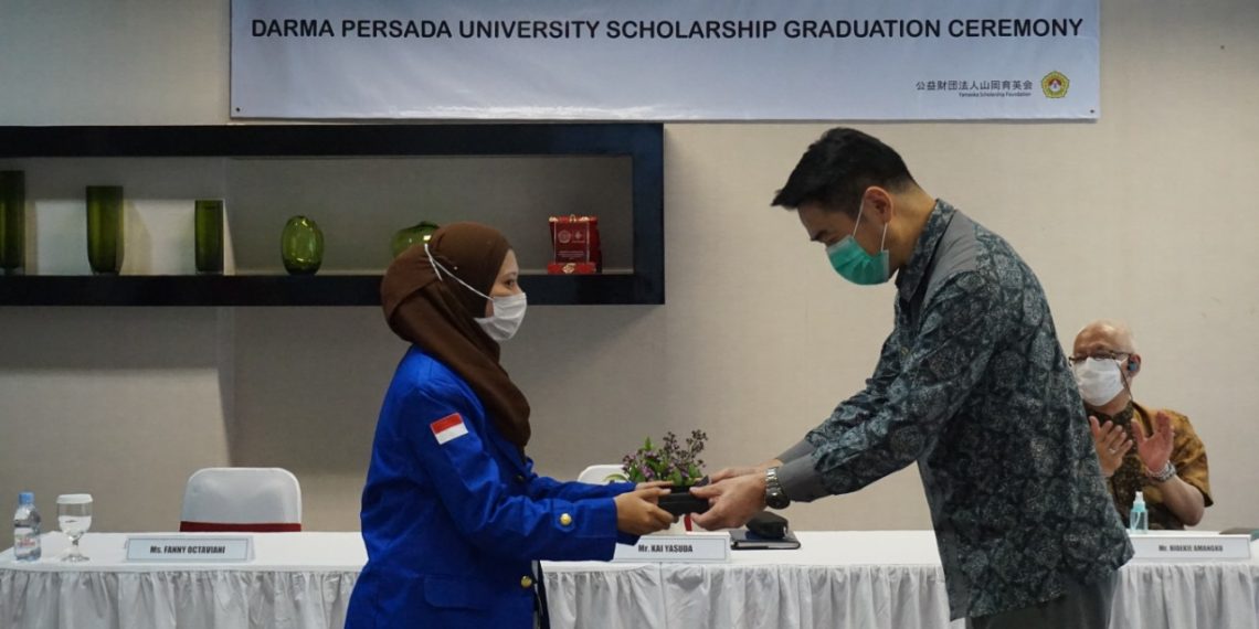 Yamaoka Scholarship Foundation Mengadakan Acara Wisuda Beasiswa  Pertama untuk Mahasiswa di Indonesia