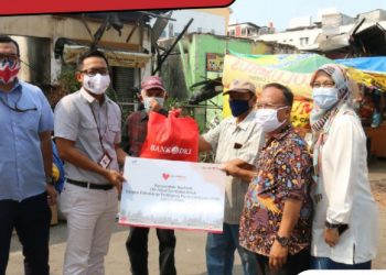 Bank DKI Berikan Bantuan Korban Kebakaran