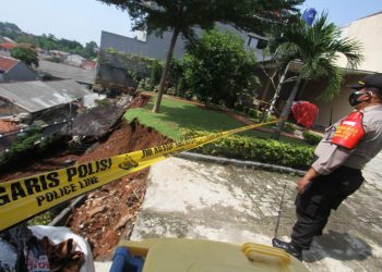 Tanah Longsor Ciganjur