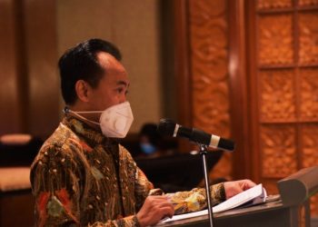 Sesmenko Perekonomian Jelaskan 6 Sektor Saat Sosialisasi UU Cipta Kerja di Surabaya