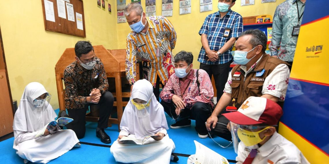 Bantu Taman Bacaan Anak