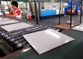 Terjadi Lonjakan Ekspor, Kinerja Industri Keramik Makin Berkilau