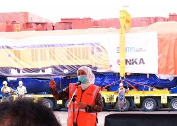 PT INKA Ekspor Perdana Lokomotif dan Kereta ke Filipina