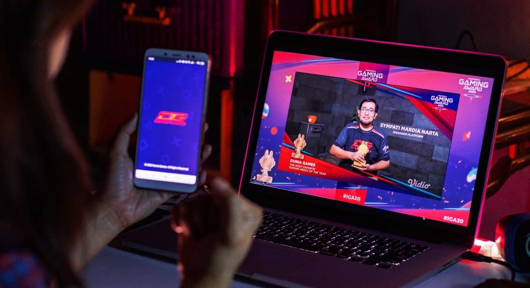 Dunia Games Raih Dua Penghargaan Sebagai Media dan Penyelenggara Kompetisi Esports Terbaik