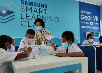 Samsung Smart Learning Class Berikan Literasi Teknologi Kepada 3.700 Warga Biak