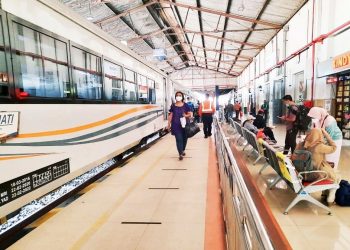 KAI: Siapkan Perjalanan di Puncak Arus Balik Libur Nataru, Urus Tiket Bisa Online, Rapid Test Antigen, dan 3M