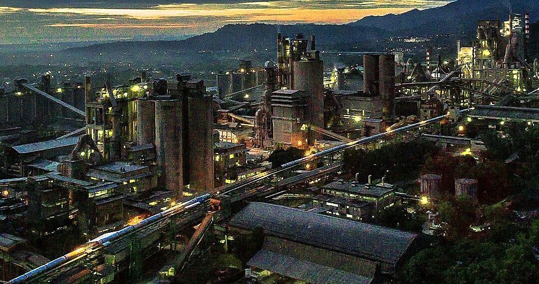 Sepanjang 2020, Semen Padang Ekspor 1,5 MT Semen dan Klinker ke China, Australia, Hingga Bangladesh