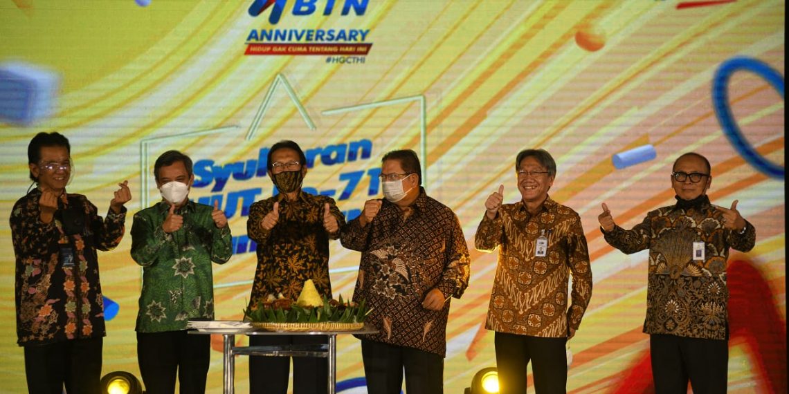 HUT BTN Ke 71 Kado Bunga KPR 4,71%