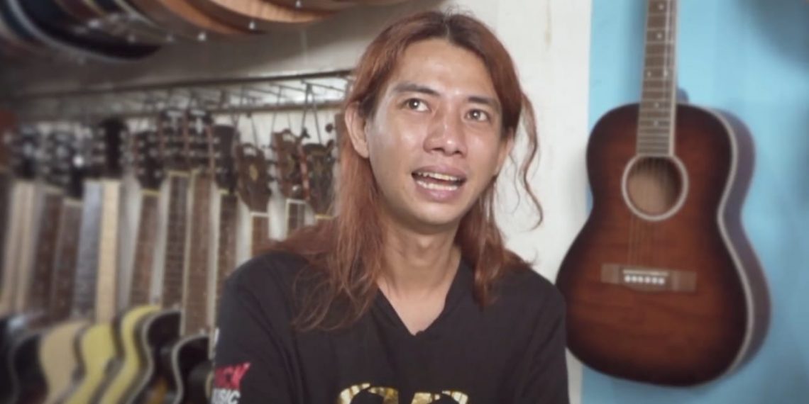 Inspirasi dari Pengamen Tanpa Empat Jari, Pemilik Toko Gitar Asli Buatan Indonesia