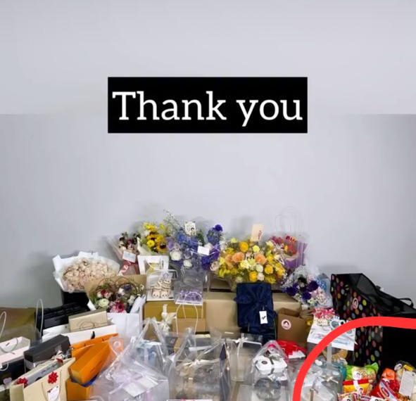 HUT ke-33 Tahun, Fans Indonesia Heboh! Kim Soo Hyun Dapat Kado Roma Kelapa