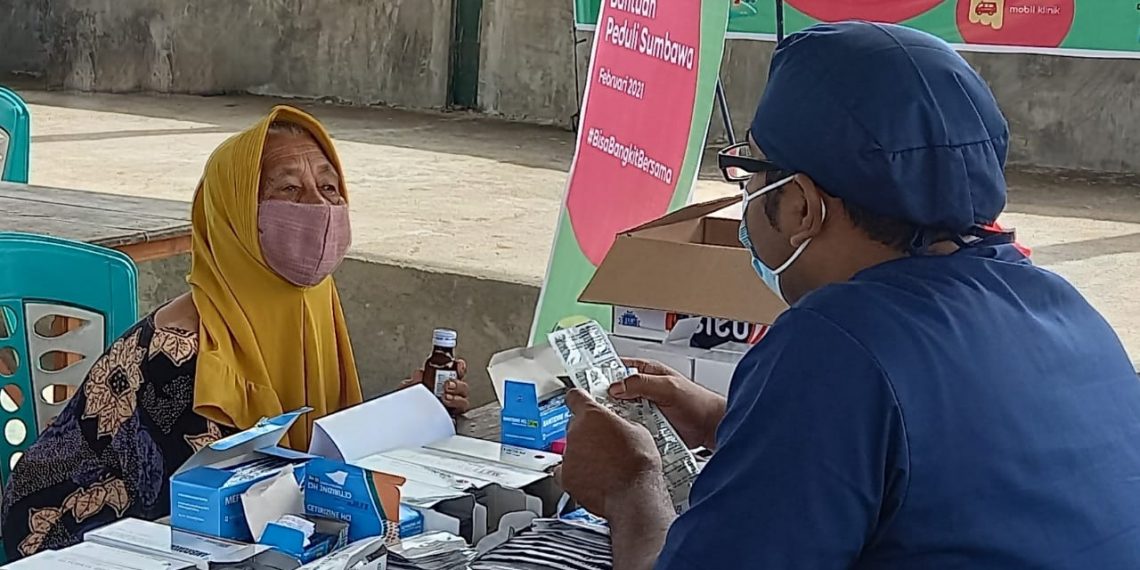 Setelah Pemulihan Jaringan, Indosat Ooredoo Pastikan Bantuan Pangan di Wilayah Banjir Tersalurkan