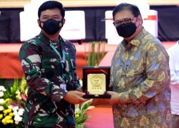 Menko Airlangga: Kami Mengapresiasi TNI yang Memberikan Dukungan Terhadap PPKM Mikro