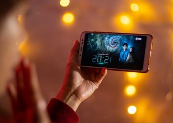 20:21, Serial Unik Terbaru dari MAXstream Original dengan Plot Time Loop Misterius