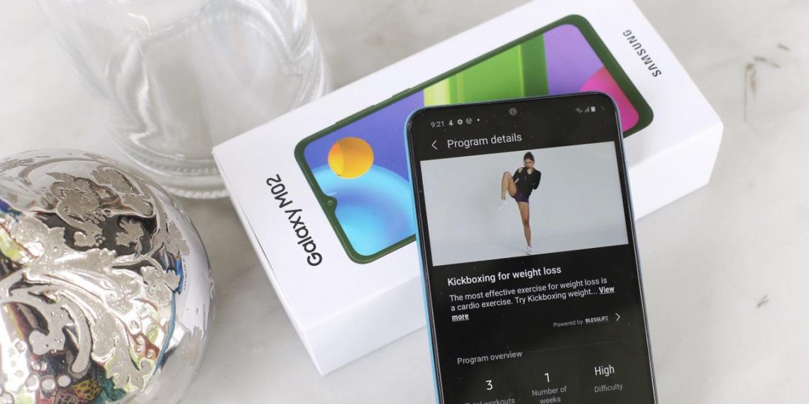 Tips Long Weekend Seru Ala #SobatAntiLowbat Dari Samsung Galaxy M02