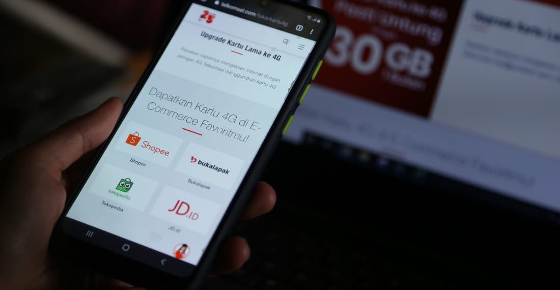 Telkomsel Kini Bisa Upgrade ke Kartu uSIM 4G Melalui E-commerce