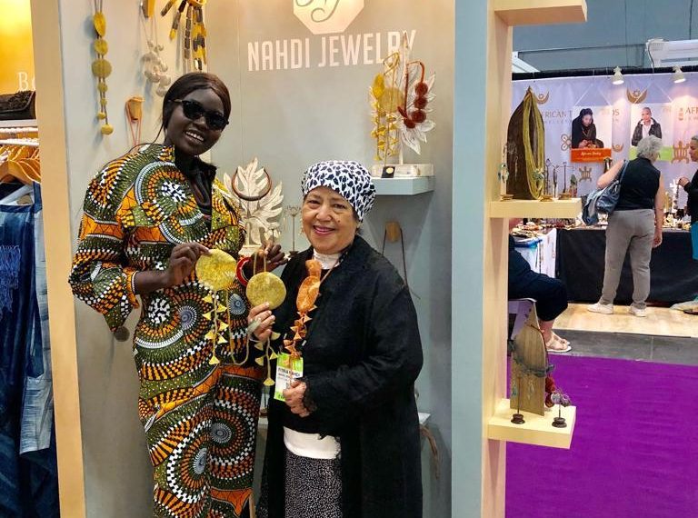 Ada Kisah Inspiratif Perjuangan di Usia Senja Dibalik Cantiknya Perhiasan Nusantara