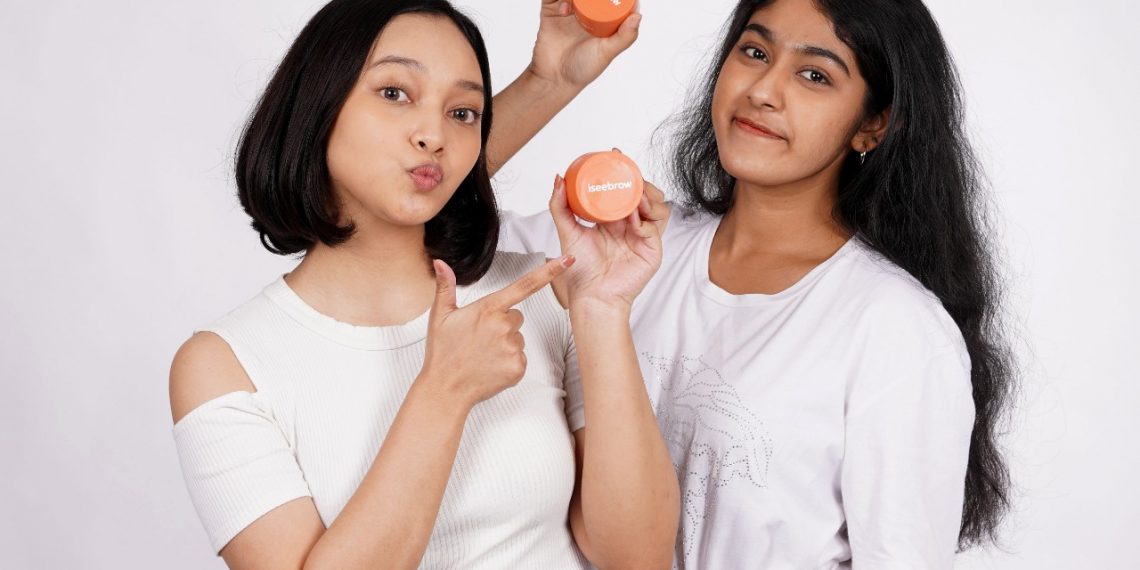 Jadi Lebih Pede dengan Alis yang Asli