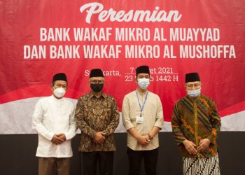 OJK Resmikan Dua Bank Wakaf di Surakarta, Walikota Solo Gibran Rakabuming Raka Hadir di Acara Peresmian