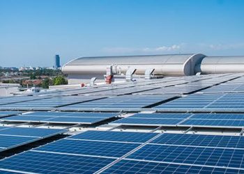 U-Solar UOB Siap Mendukung Penggunaan Energi Terbarukan, Perkuat Program Penguatan Ekonomi Pemerintah