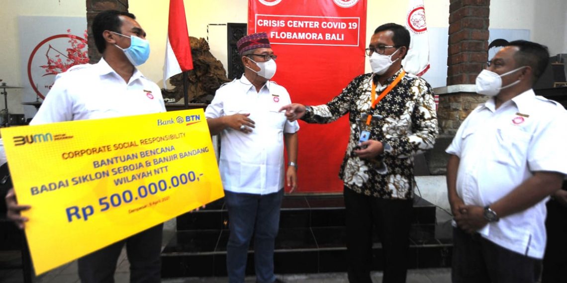 BTN Serahkan Bantuan Rp 500 Juta bagi Korban Bencana NTT