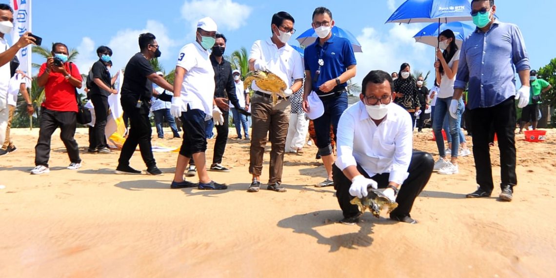 Jaga Kelestarian Alam, BTN Lakukan Konservasi Terumbu Karang dan Pengembangan Tukik